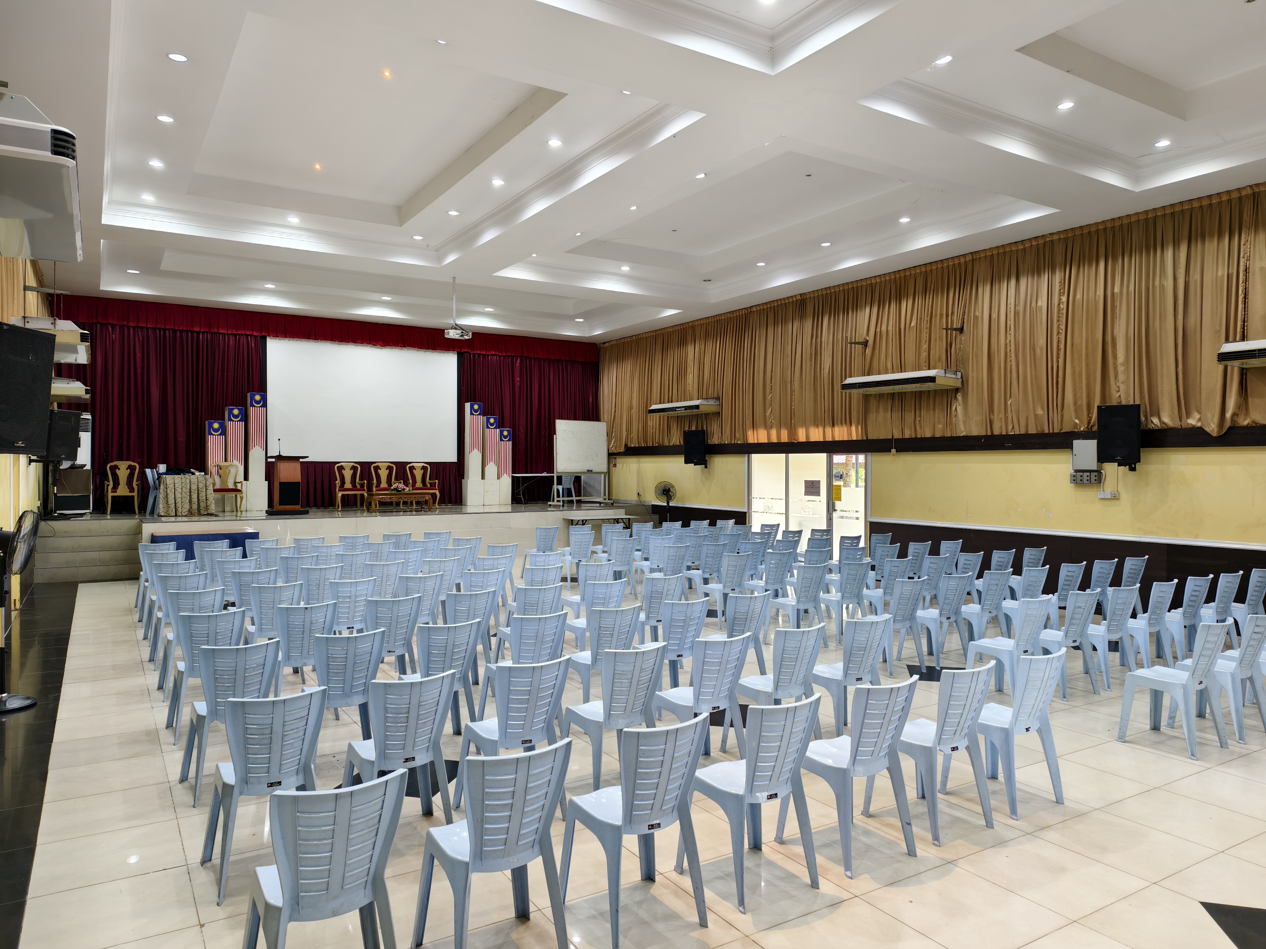dewan-kuliah-1